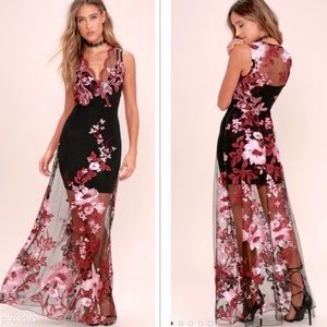 Lulu’s Work the Bloom Embroidered Dress - Size M